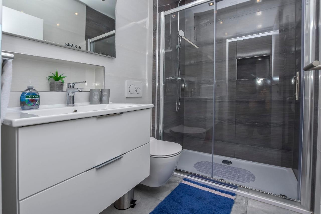 Apartments Sime Rogoznica  Eksteriør bilde