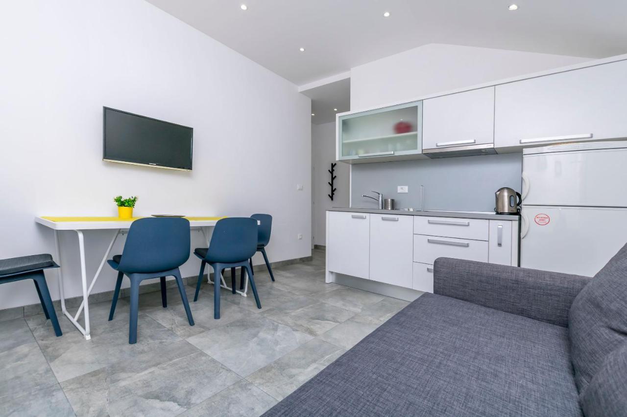 Apartments Sime Rogoznica  Eksteriør bilde