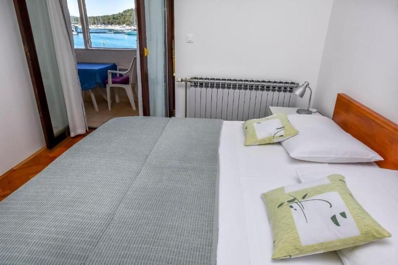 Apartments Sime Rogoznica  Eksteriør bilde