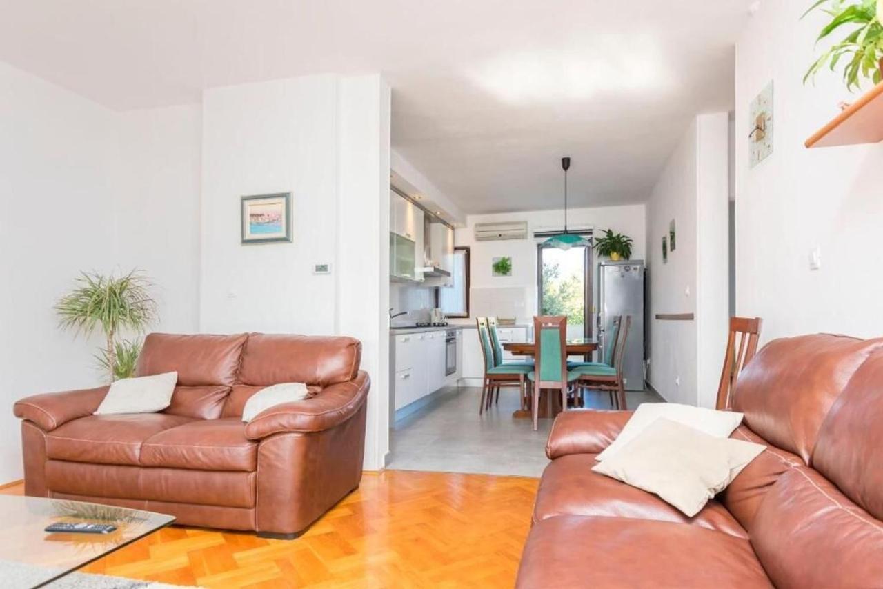 Apartments Sime Rogoznica  Eksteriør bilde