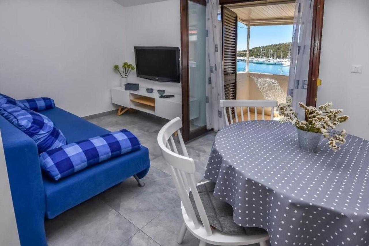 Apartments Sime Rogoznica  Eksteriør bilde